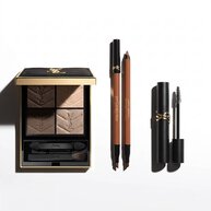 Produits de maquillage des yeux YSL sur fond blanc